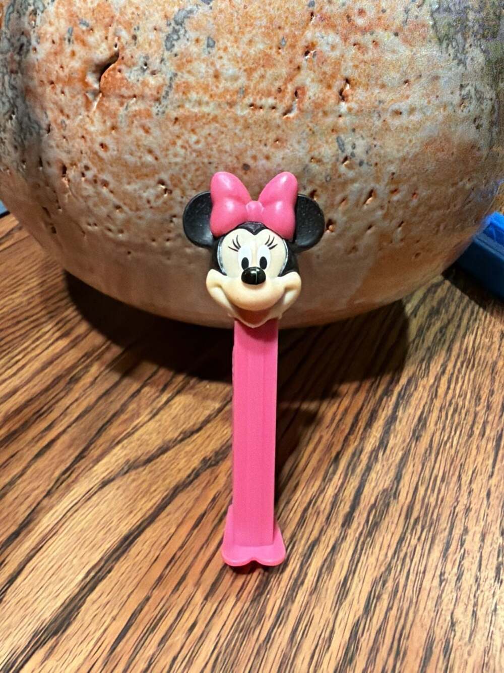 Vintage Minnie Mouse PEZ Dispenser with Pink Stem